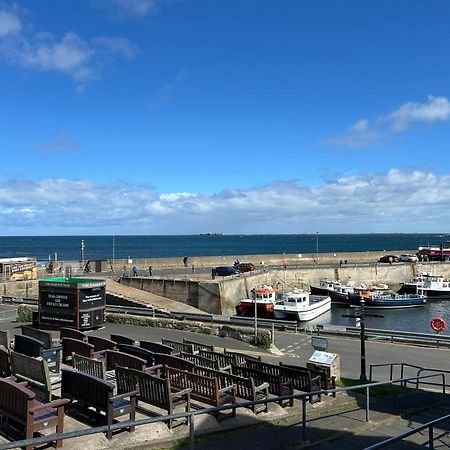 Chandlers Bnb Seahouses Bagian luar foto