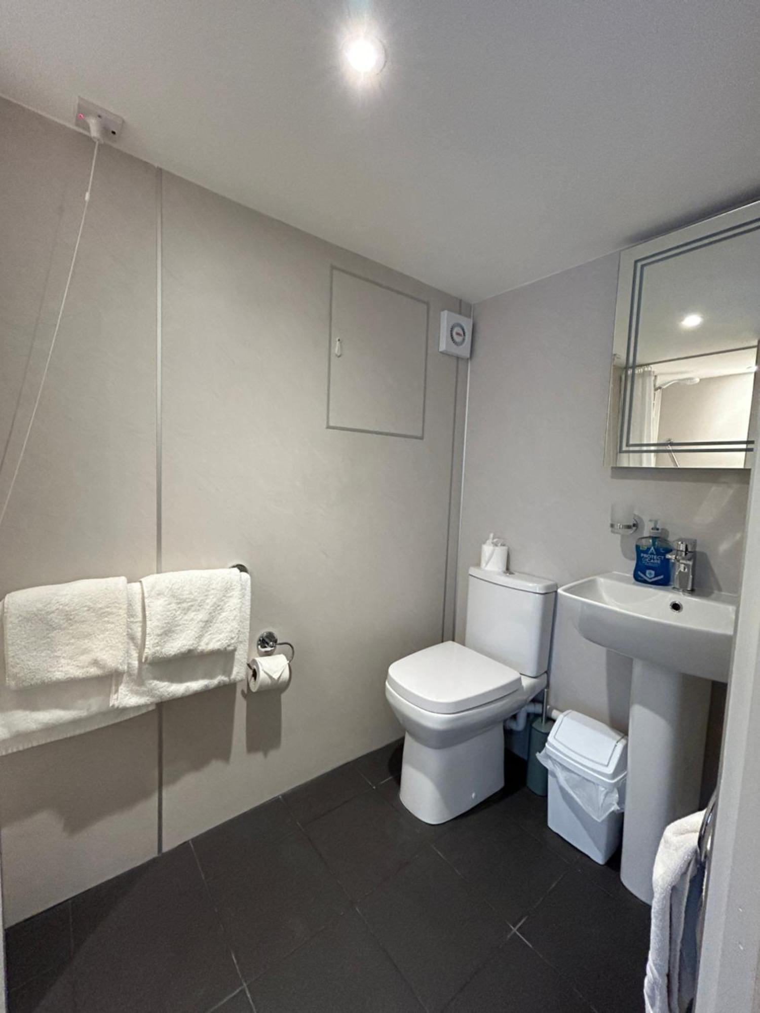 Chandlers Bnb Seahouses Bagian luar foto